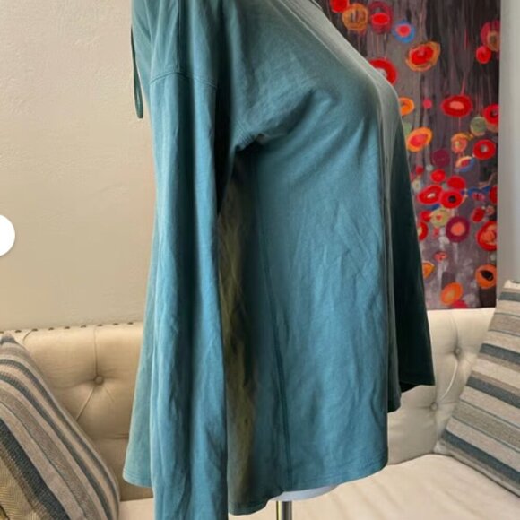 Lululemon Back Into It Long Sleeve Juniper 6 - Picture 3 of 7